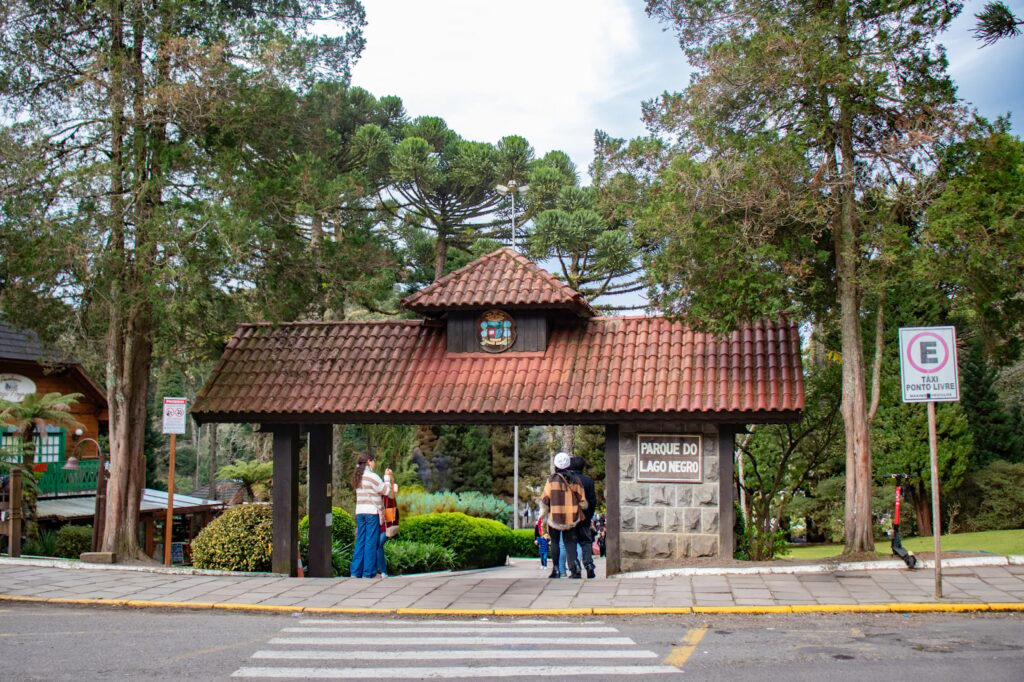 Casas a venda Lago Negro Gramado